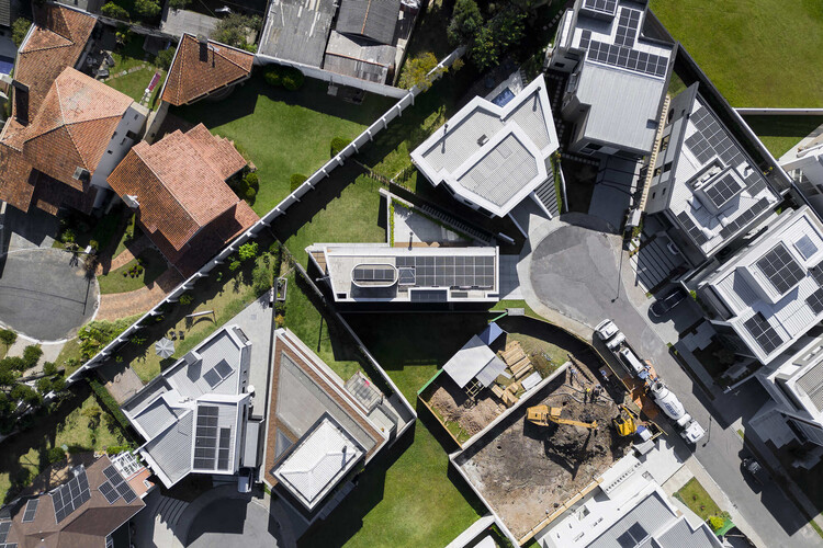 Sustainability and Economy: Brazilian Houses That Use Solar Energy - Featured Image