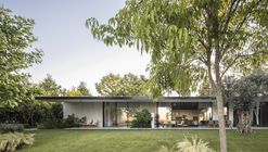 Landscape House  / Ruth Packer Rona Levin Architects