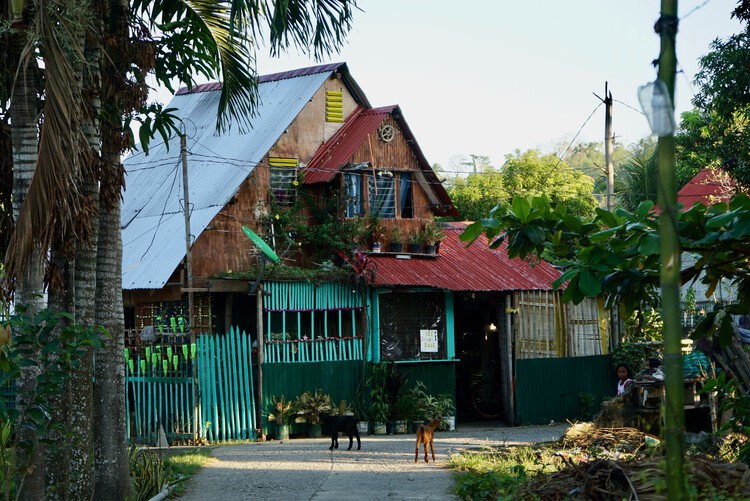 The Use of Indigenous and Locally Sourced Materials in Philippines Architecture - Featured Image